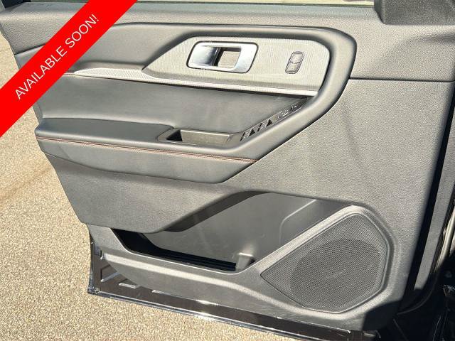 Certified 2025 Ford Explorer ST-Line AWD/4WD image 30