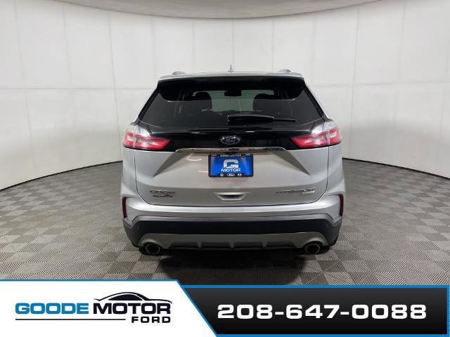Certified 2019 Ford Edge Titanium image 3