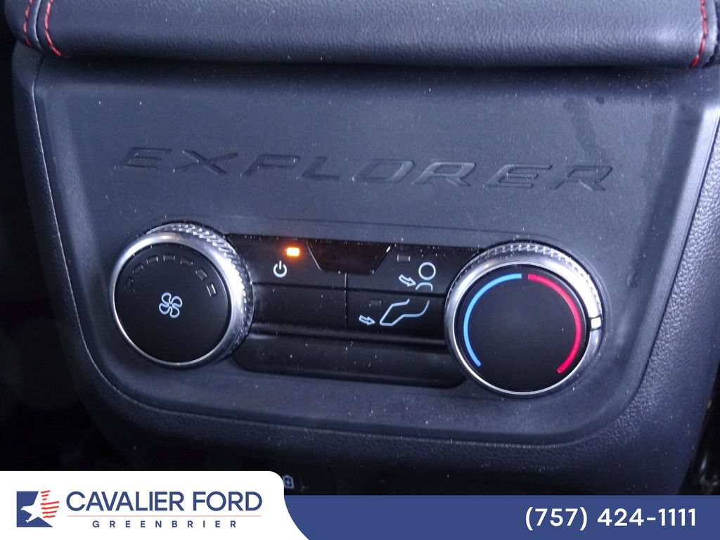Certified 2025 Ford Explorer ST-Line AWD/4WD image 11