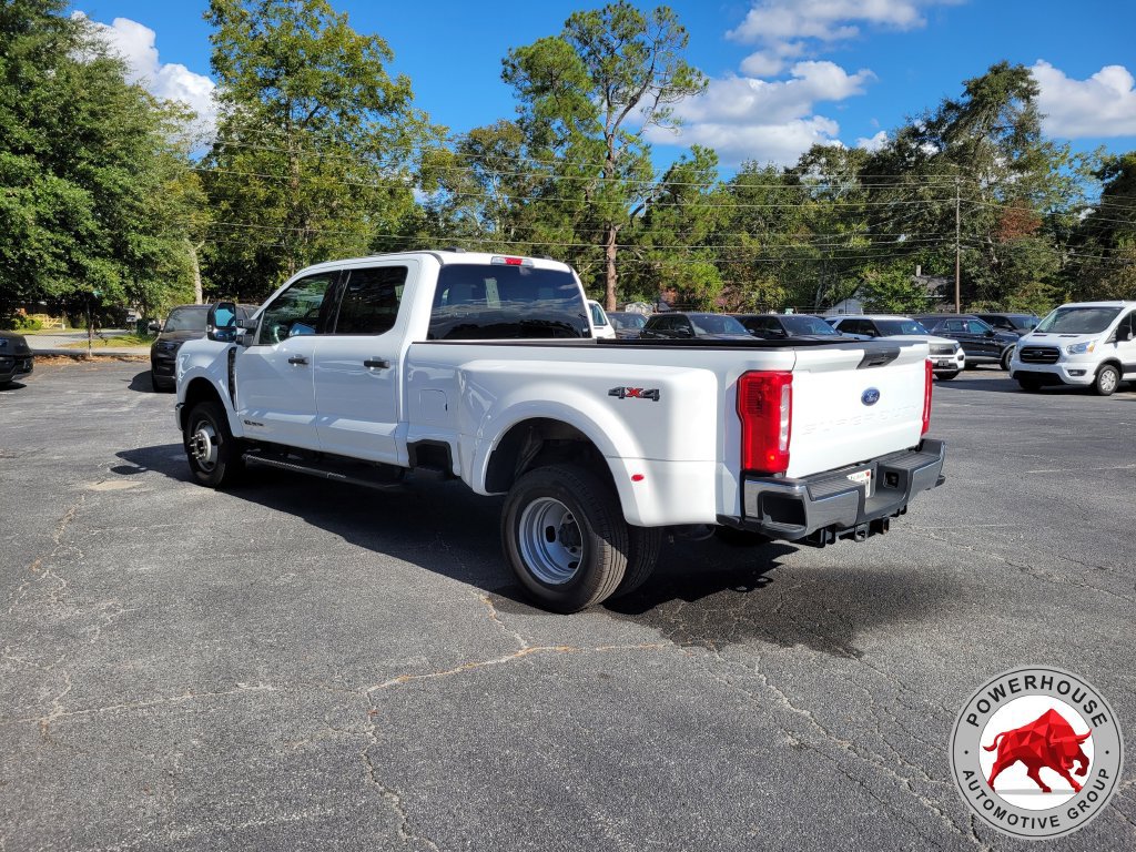 Certified 2025 Ford F350 XLT AWD/4WD image 4