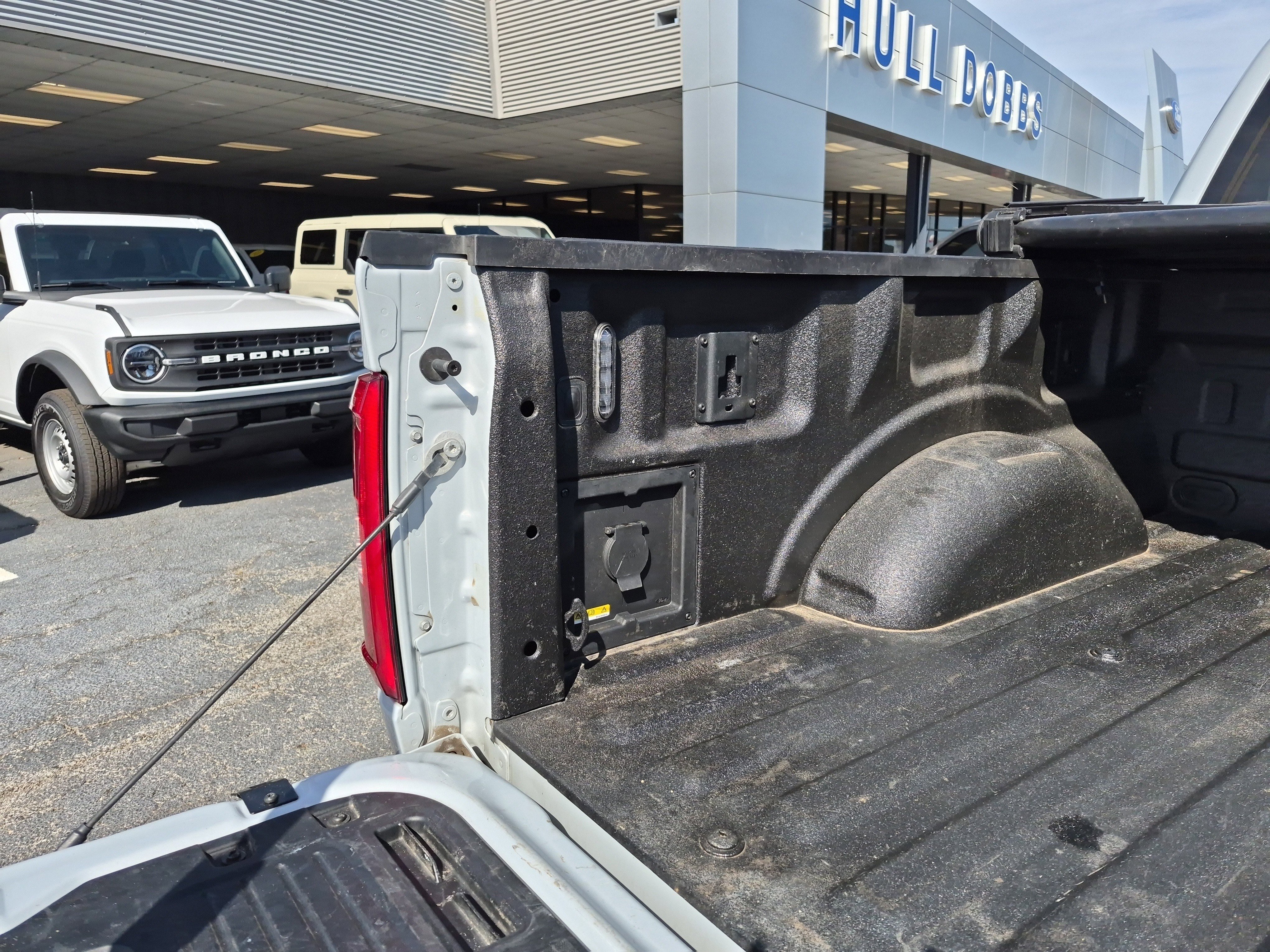 Certified 2022 Ford F150 XLT w/ Equipment Group 302A High image 9