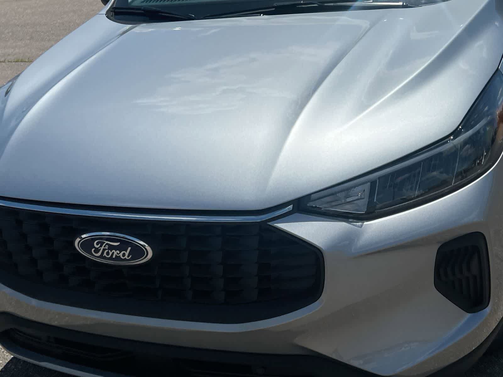 Certified 2023 Ford Escape Active AWD/4WD image 11