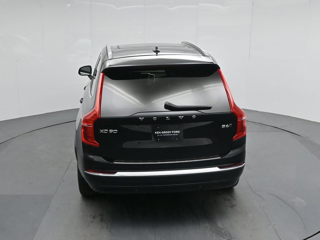 Used 2023 Volvo XC90 B6 Ultimate w/ Protection Package Premier image 14