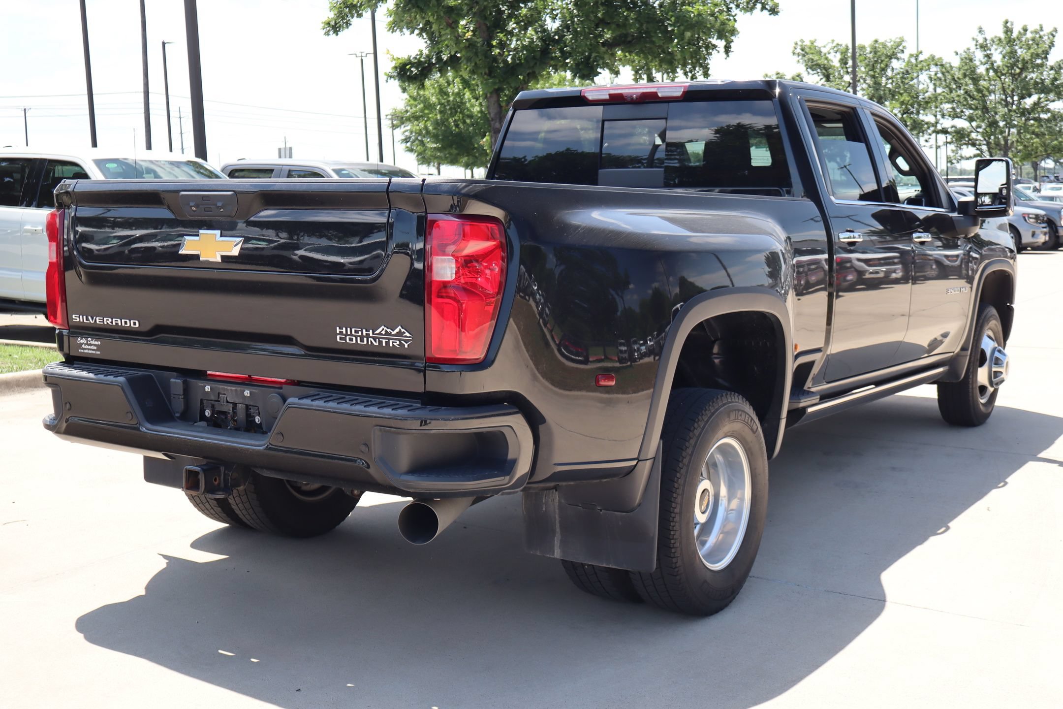 Used 2023 Chevrolet Silverado 3500 High Country AWD/4WD image 3
