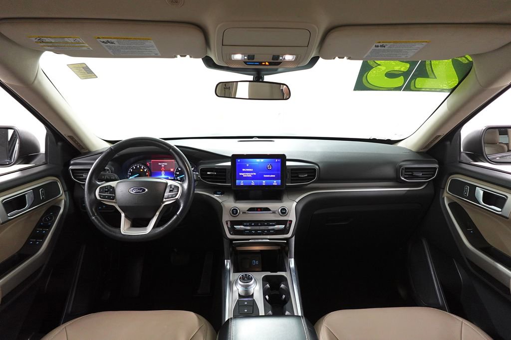 Certified 2023 Ford Explorer XLT w/ Equipment Group 202A image 7