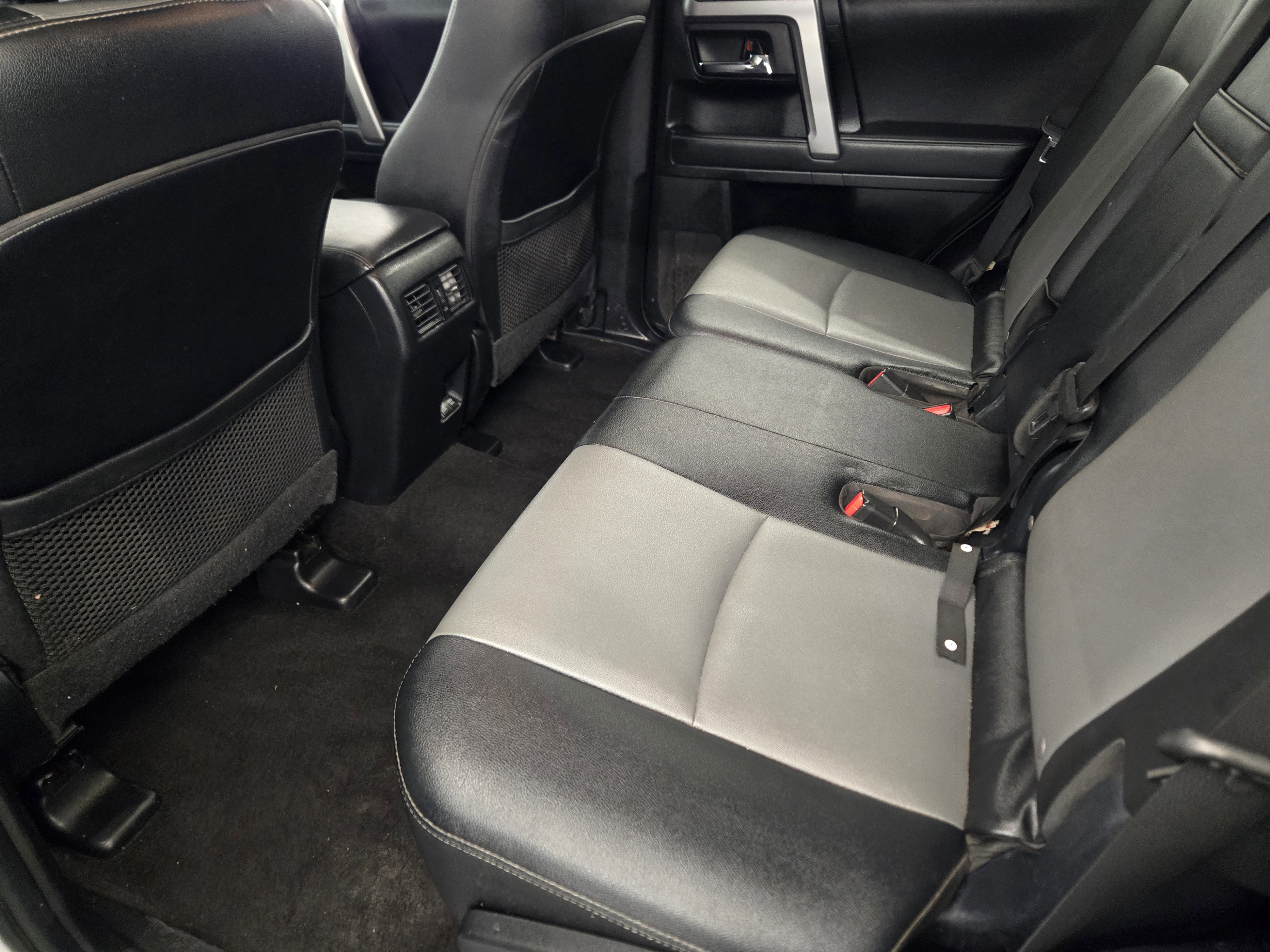 Used 2021 Toyota 4Runner SR5 Premium image 27