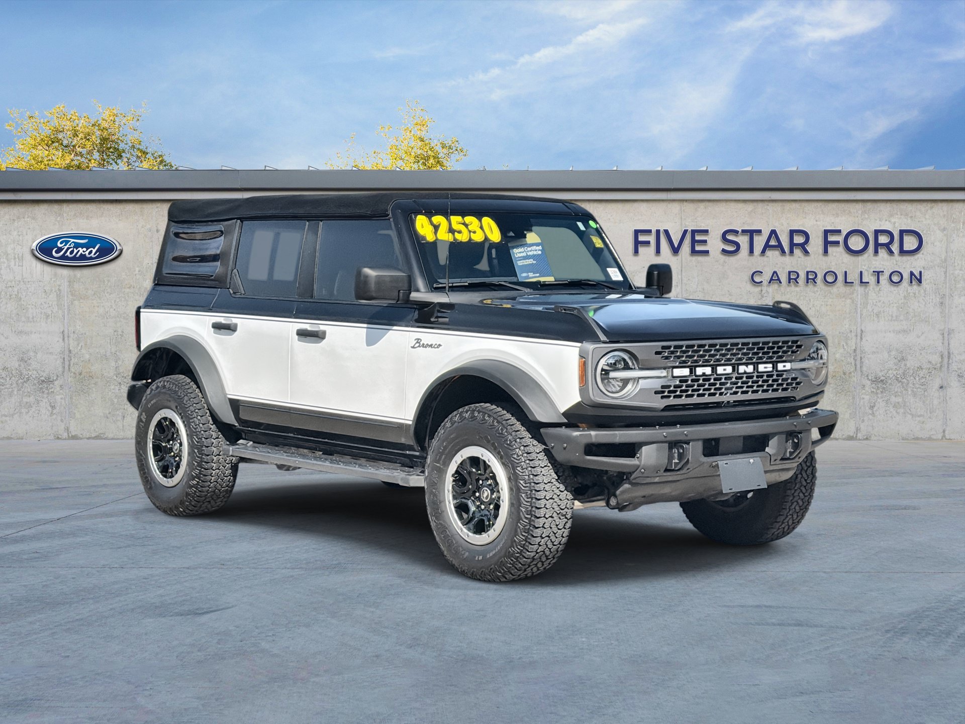Certified 2022 Ford Bronco Badlands w/ Sasquatch Package AWD/4WD image 1