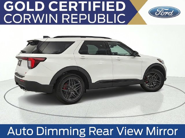 Certified 2026 Ford Explorer ST AWD/4WD image 8