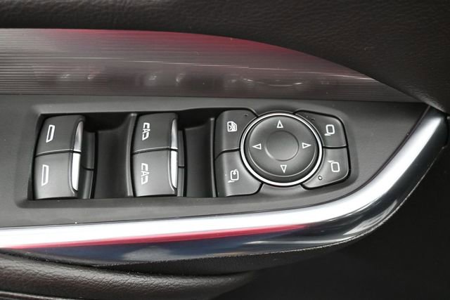 Used 2024 Cadillac XT4 Premium Luxury FWD image 14