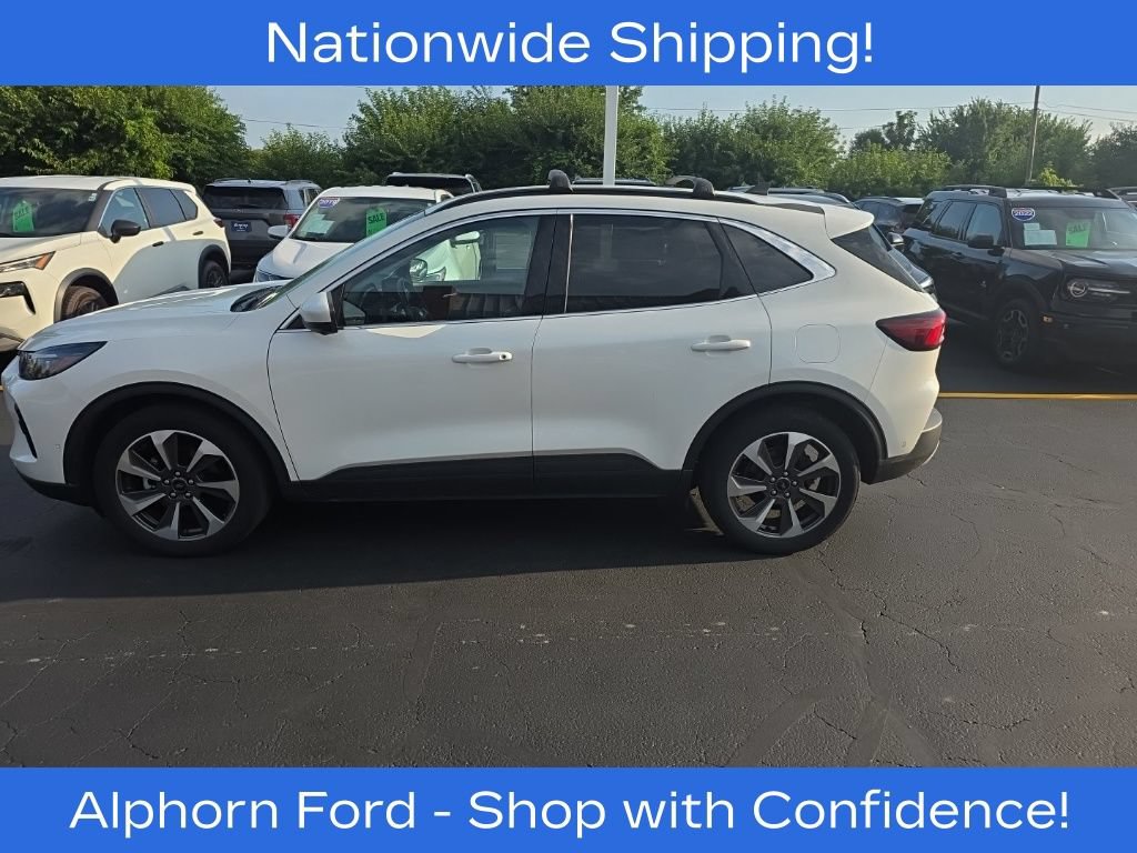 Certified 2023 Ford Escape Platinum w/ Premium Technology Package AWD/4WD image 3