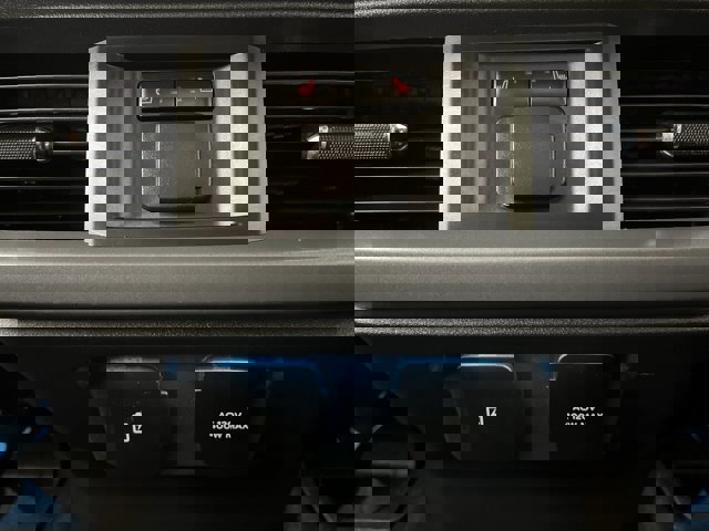 Certified 2021 Ford F150 Lariat w/ Equipment Group 502A High image 15