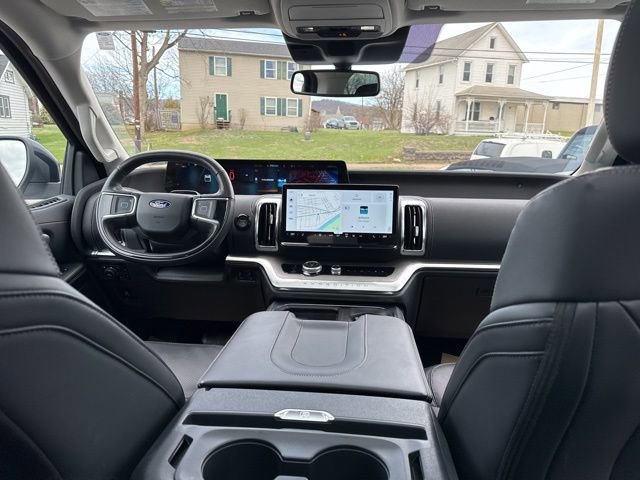 Certified 2025 Ford Expedition Max Platinum image 47