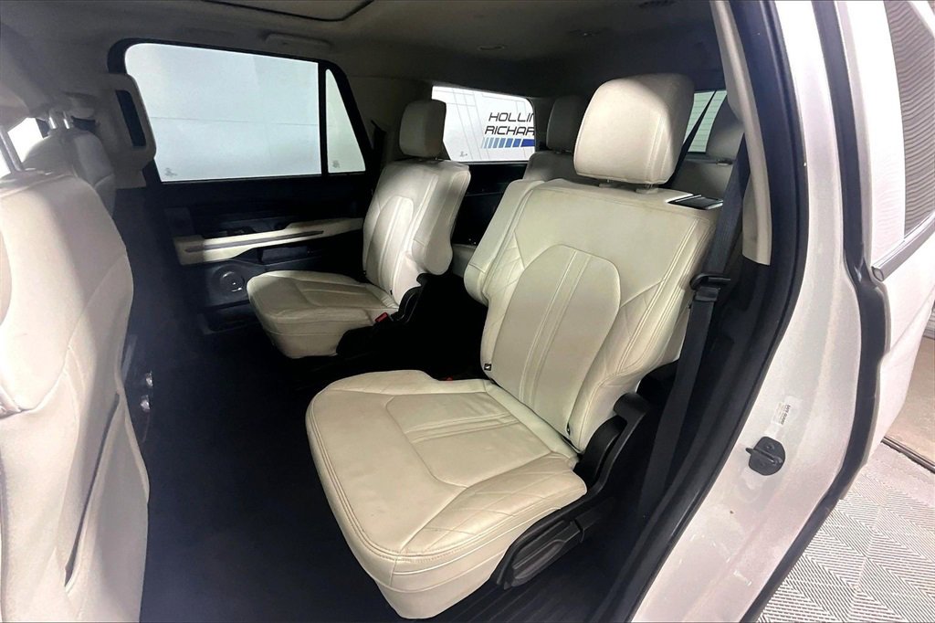 Certified 2021 Ford Expedition Platinum image 22