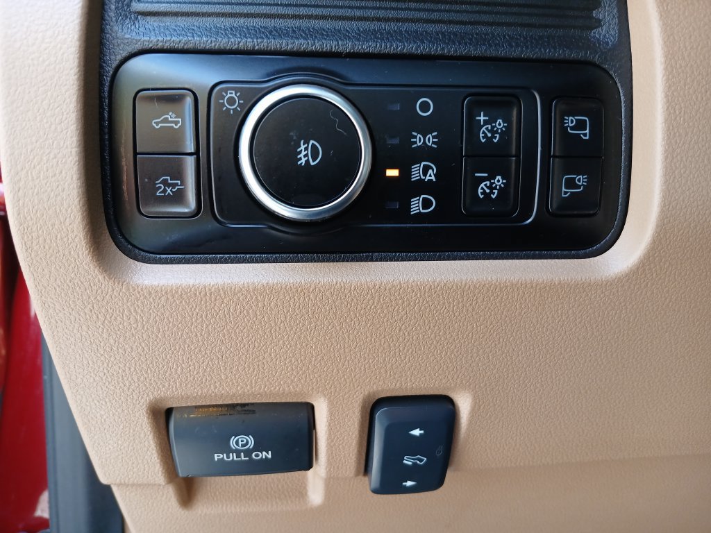 Certified 2026 Ford F250 Lariat w/ Chrome Package AWD/4WD image 13