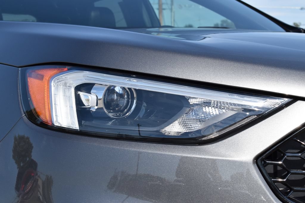 Certified 2024 Ford Edge ST-Line AWD/4WD image 5