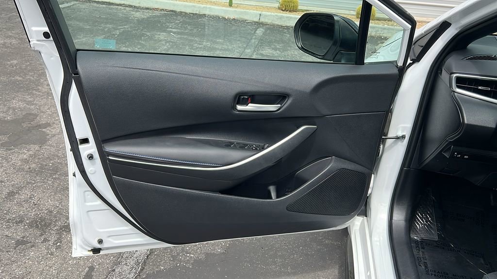 Used 2022 Toyota Corolla SE w/ Carpet Mat Package (TMS) FWD image 12