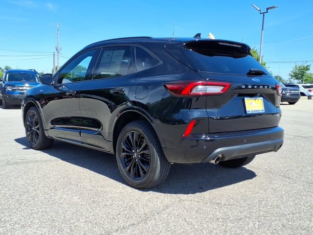 Certified 2023 Ford Escape ST-Line Elite AWD/4WD image 6