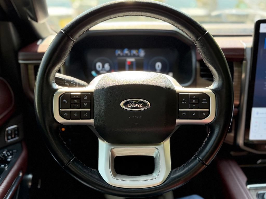 Certified 2024 Ford Expedition Limited AWD/4WD image 12