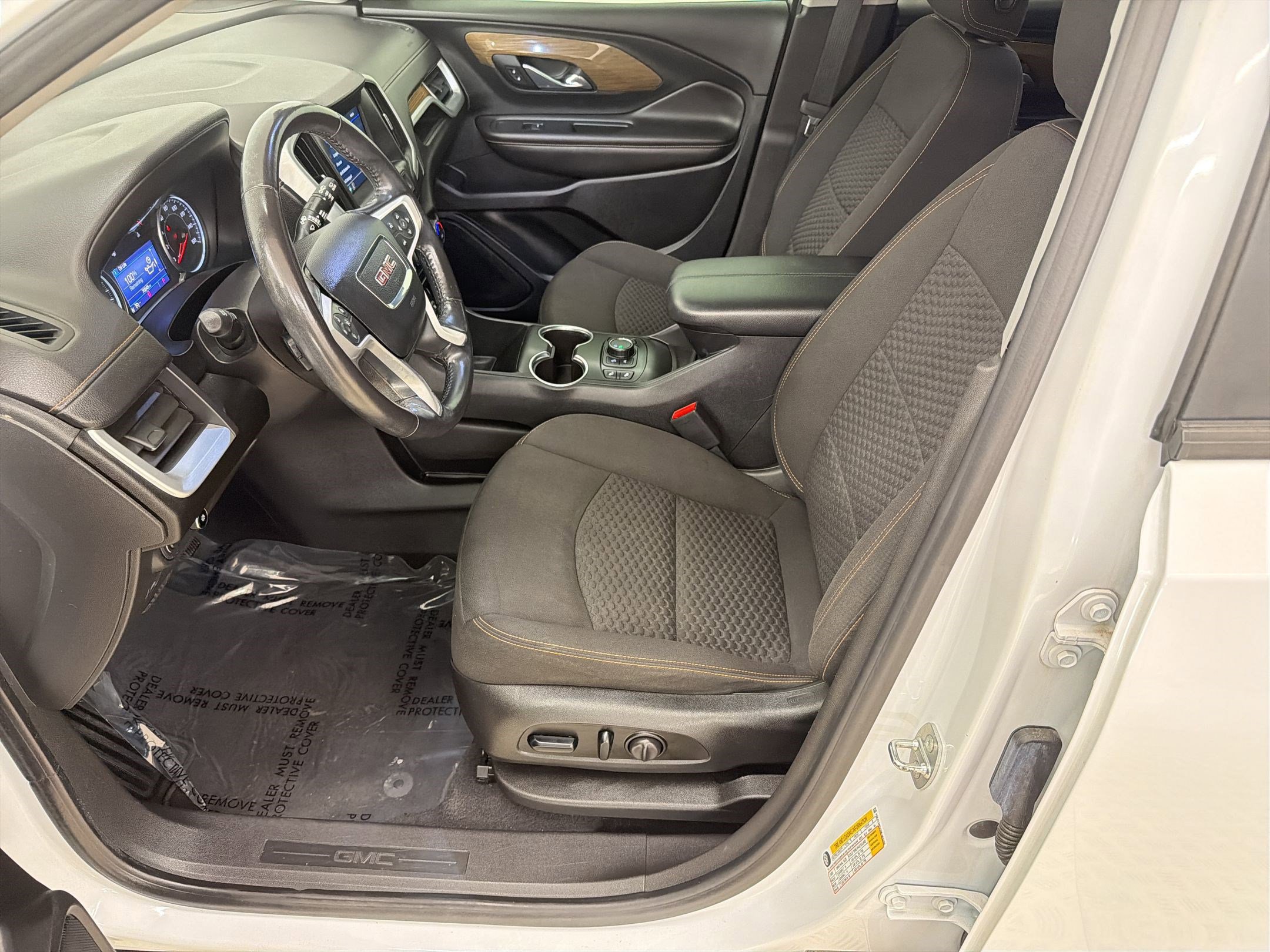 Used 2021 GMC Terrain SLE w/ Driver Convenience Package FWD image 5