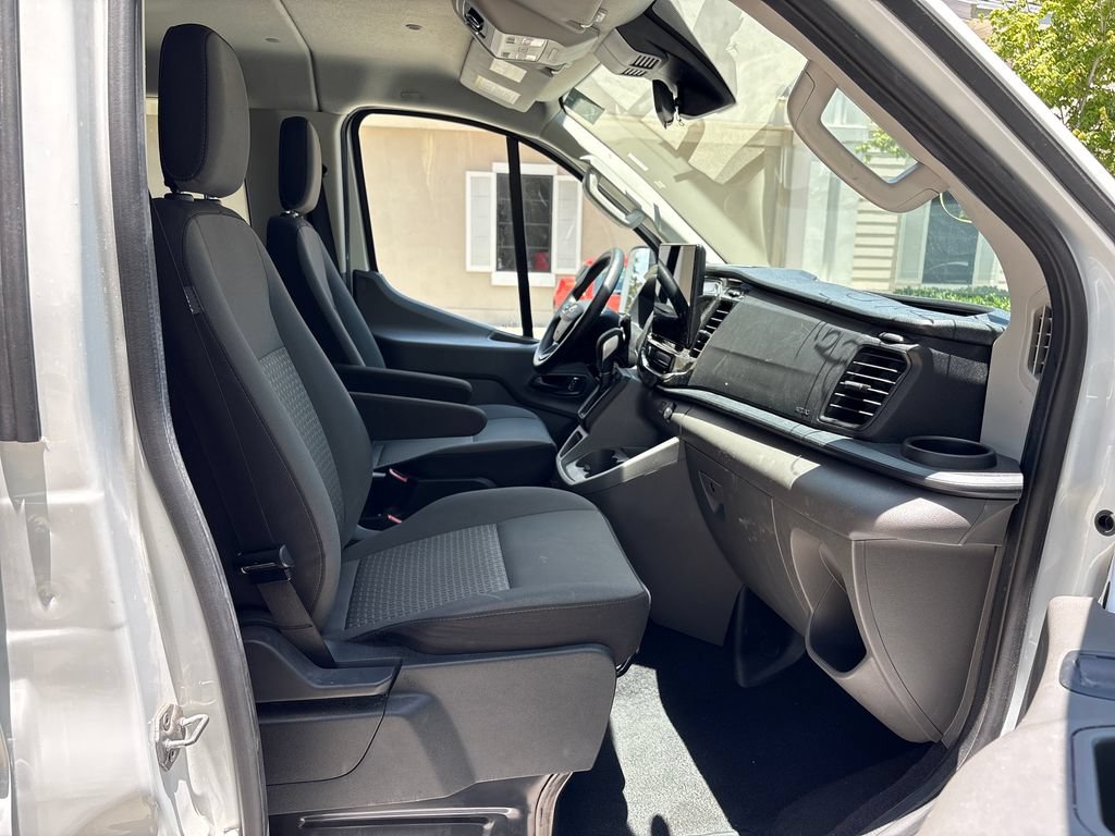 Certified 2024 Ford Transit 350 XLT RWD image 7