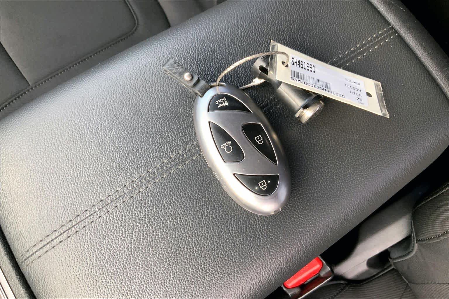 Used 2025 Hyundai Tucson SEL AWD/4WD image 13