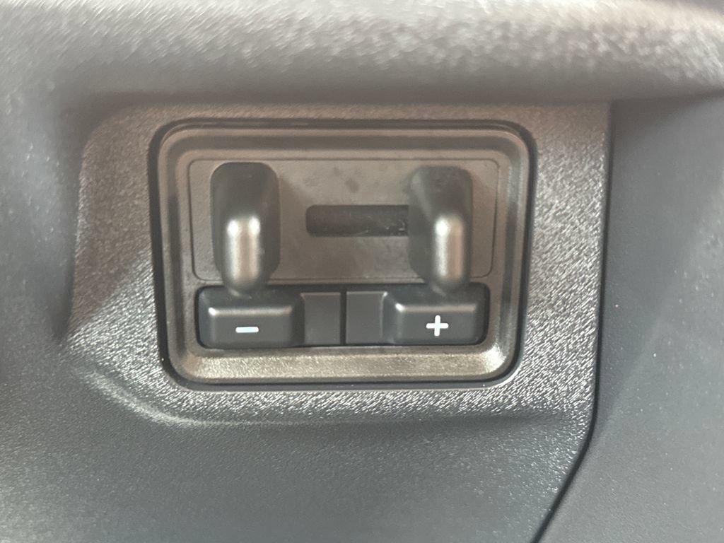 Certified 2025 Ford Expedition Platinum AWD/4WD image 24