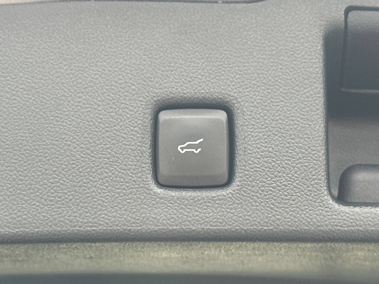 Certified 2024 Ford Escape Active AWD/4WD image 21