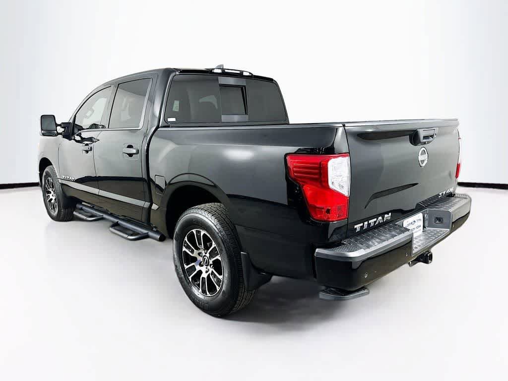 Used 2024 Nissan Titan SV w/ SV Convenience Package AWD/4WD image 4