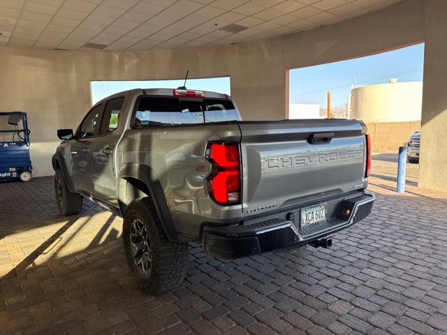Used 2025 Chevrolet Colorado ZR2 w/ Technology Package AWD/4WD image 2