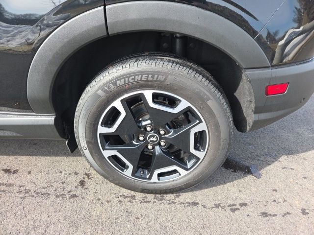 Certified 2022 Ford Bronco Sport Outer Banks w/ Tech Package image 16