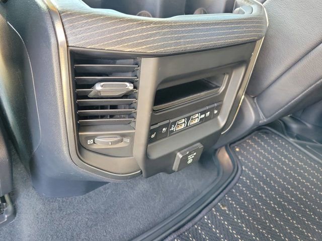 Used 2019 RAM 1500 Limited RWD image 18