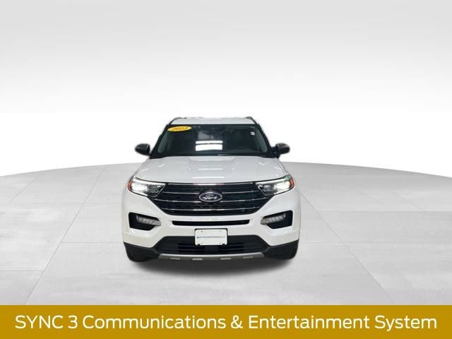 Certified 2023 Ford Explorer XLT w/ Equipment Group 202A AWD/4WD image 2