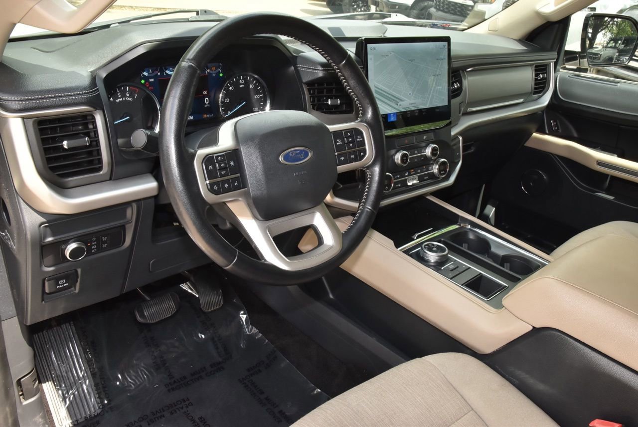 Certified 2022 Ford Expedition XLT image 34