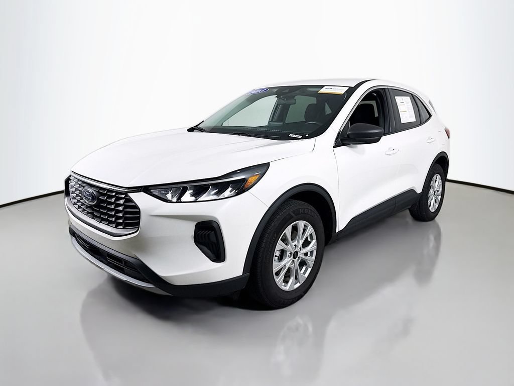 Certified 2023 Ford Escape Active AWD/4WD image 10