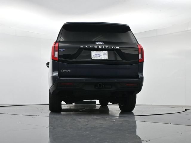 Certified 2025 Ford Expedition Active AWD/4WD image 44