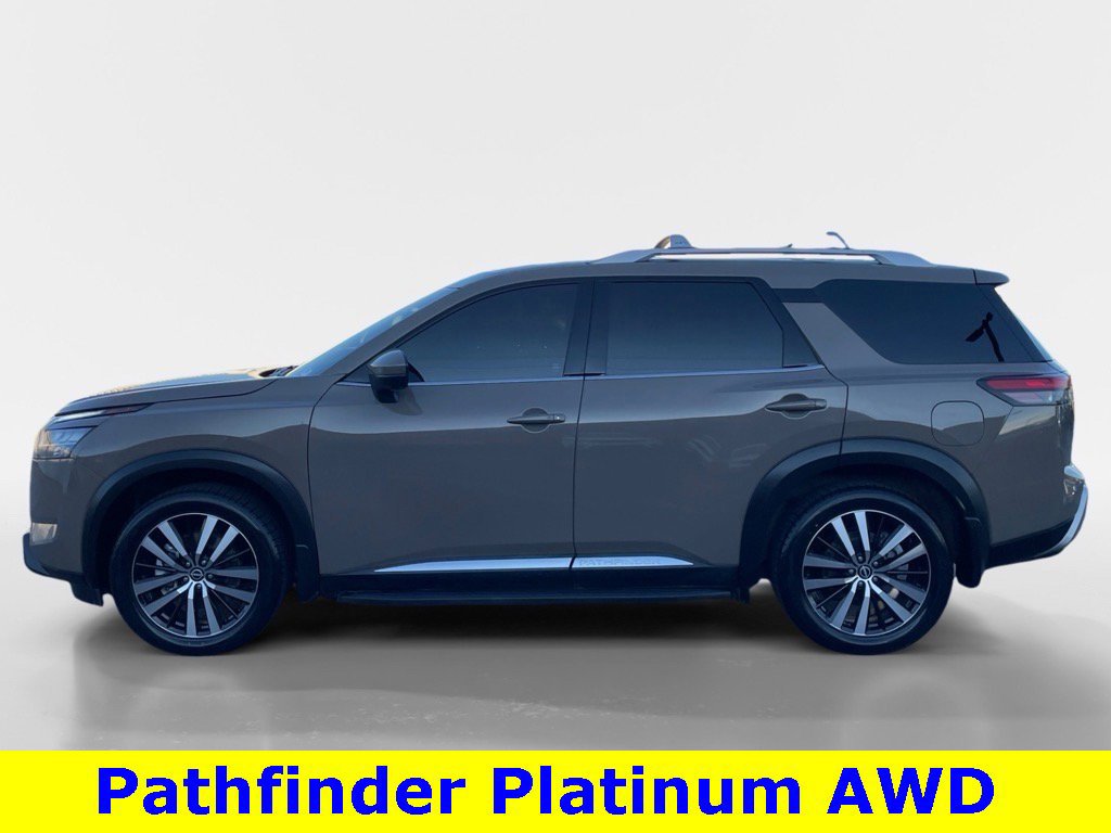 Used 2024 Nissan Pathfinder Platinum w/ Lighting Package (N93) image 6