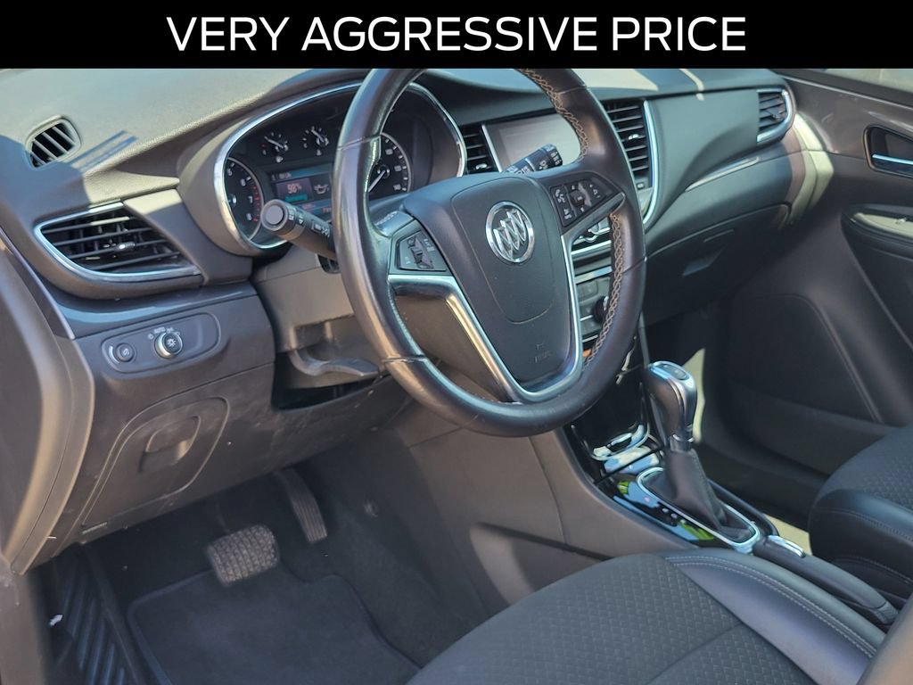 Used 2020 Buick Encore Preferred AWD/4WD image 18