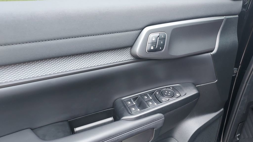 Certified 2024 Ford Ranger Raptor AWD/4WD image 10