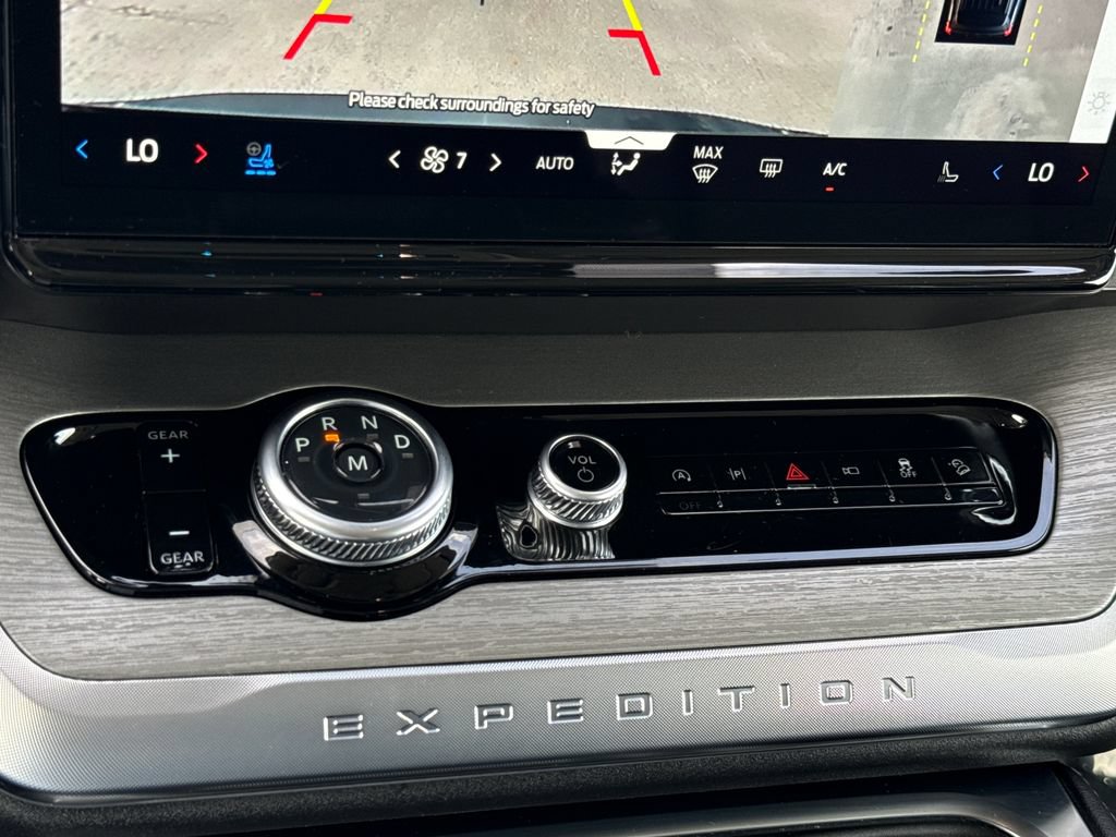Certified 2025 Ford Expedition Max Platinum AWD/4WD image 27