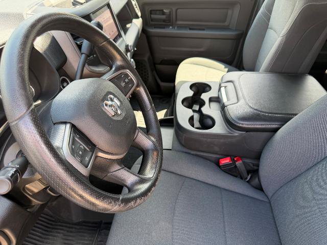 Used 2024 RAM 3500 Tradesman w/ Chrome Appearance Group AWD/4WD image 10