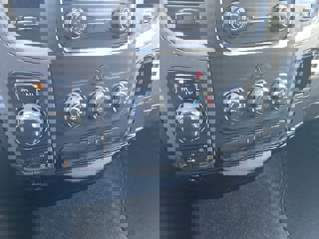 Used 2018 RAM 1500 Tradesman w/ Popular Equipment Group image 16