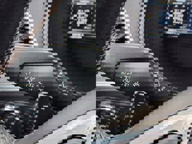 Certified 2022 Ford Edge ST image 20