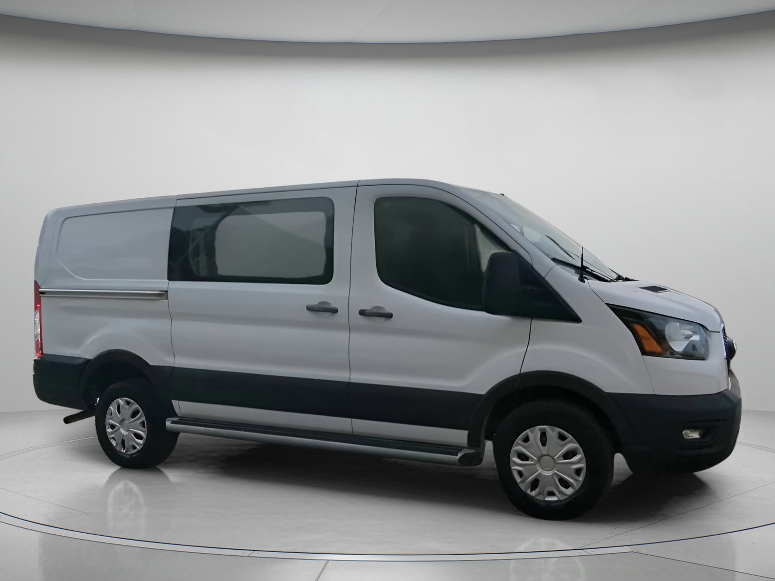 Certified 2024 Ford Transit 250 w/ Exterior Upgrade Package image 30