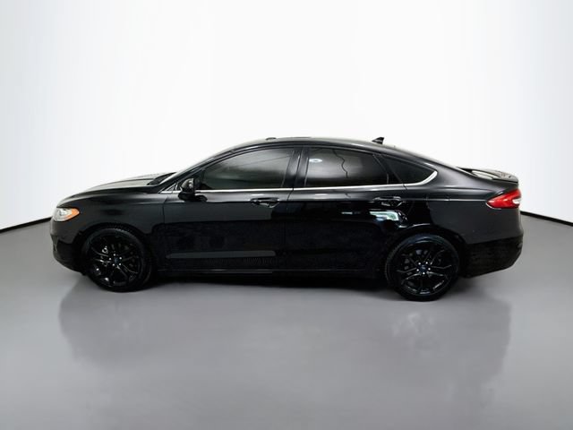 Certified 2020 Ford Fusion SE w/ Equipment Group 151A FWD image 4