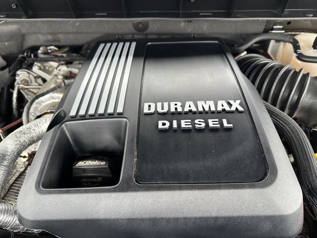 Used 2025 Chevrolet Silverado 1500 LTZ AWD/4WD image 10