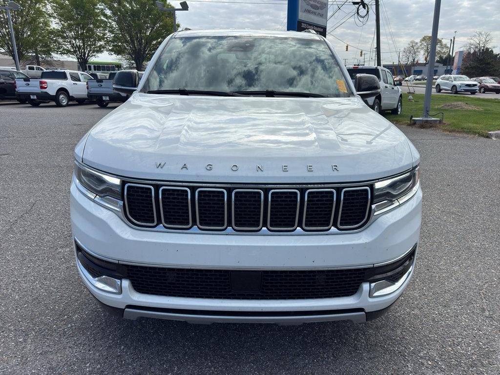 Used 2024 Jeep Wagoneer L Series II w/ Flexible Seating Group image 2