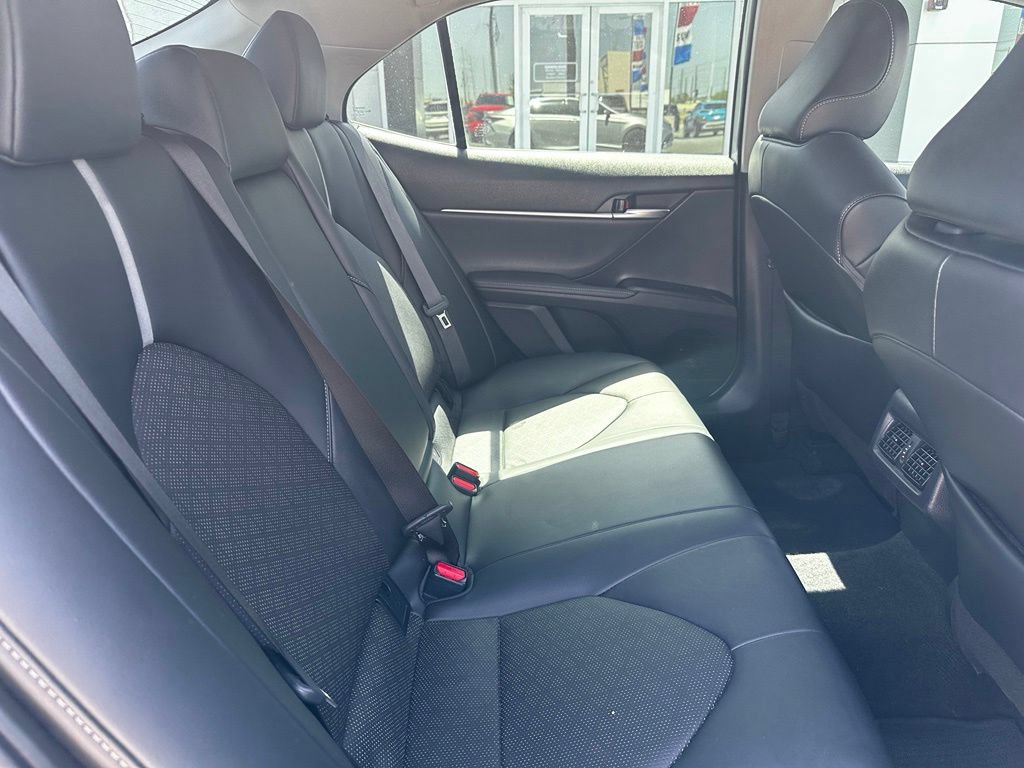 Used 2022 Toyota Camry XSE FWD image 22