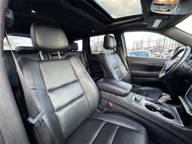 Used 2018 Jeep Grand Cherokee Limited image 36
