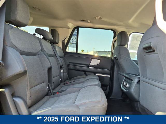 Certified 2025 Ford Expedition Max Active RWD image 22