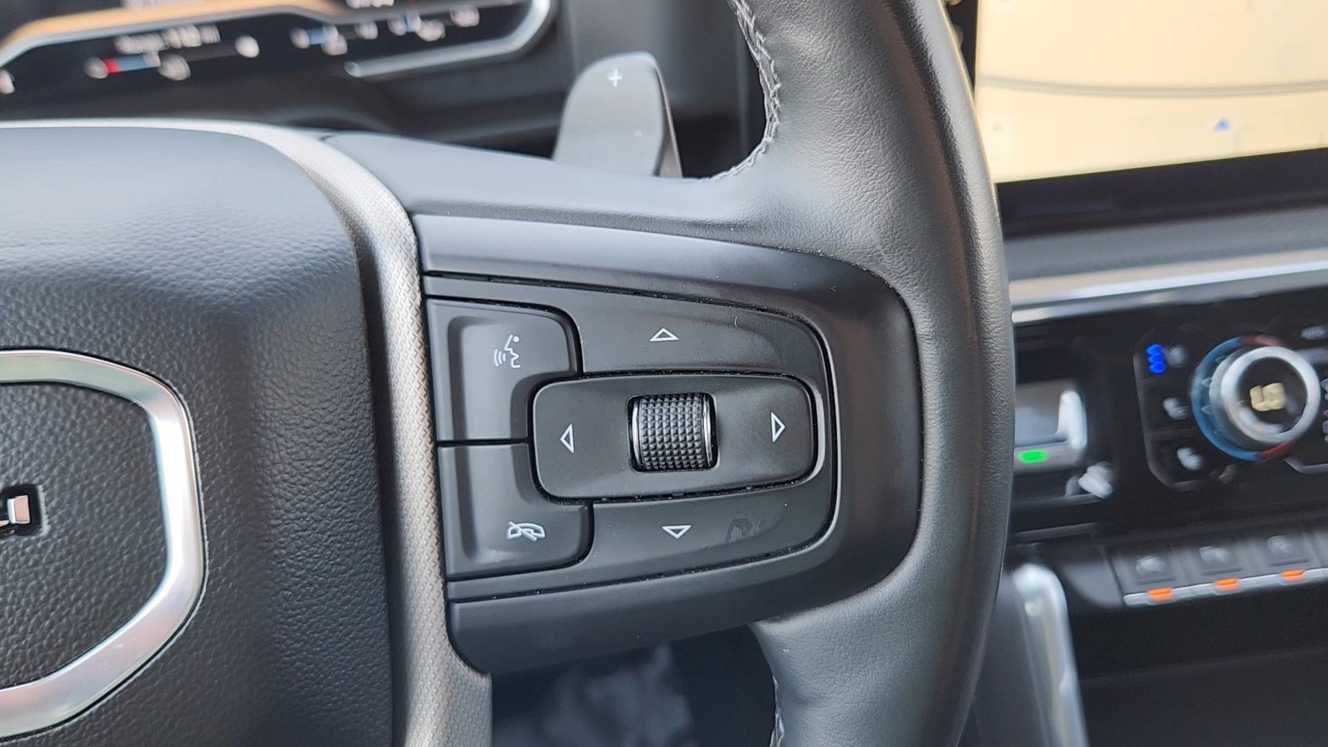 Used 2023 GMC Sierra 1500 Denali AWD/4WD image 14